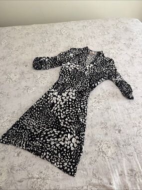 Banana Republic Black and White Printed Midi Dress
